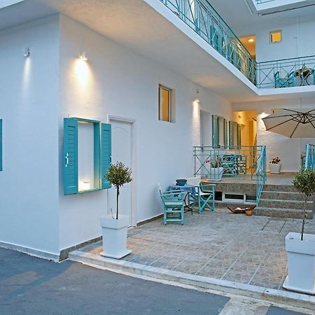 Agistri Apartments Skála エクステリア 写真