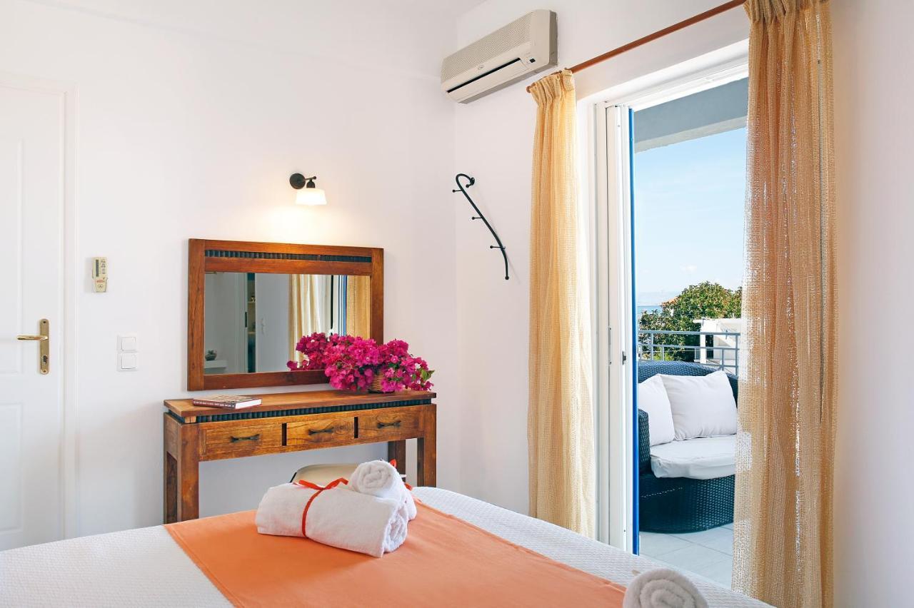 Agistri Apartments Skála エクステリア 写真